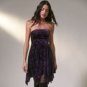 NWT Urban Outfitters Elegant Purple Strapless Dress